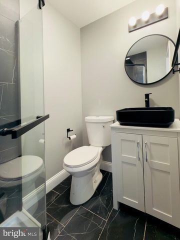 2546 S 9TH ST, Philadelphia, PA 19148