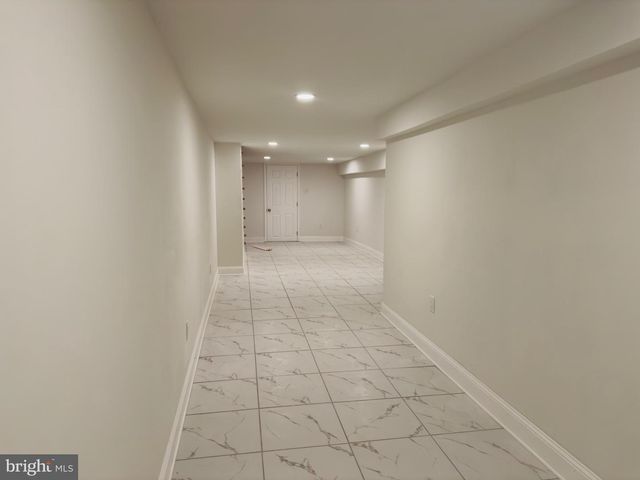 2546 S 9TH ST, Philadelphia, PA 19148