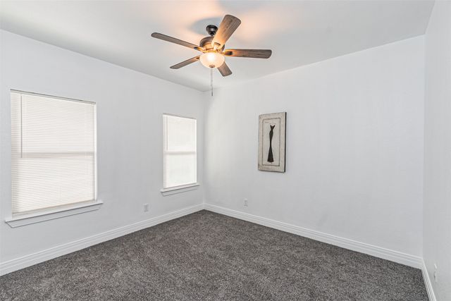 904 S Catherine Street, Terrell, TX 75160