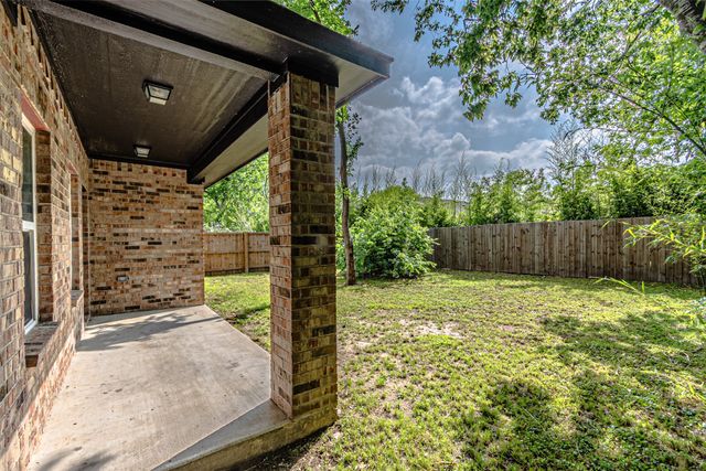 904 S Catherine Street, Terrell, TX 75160