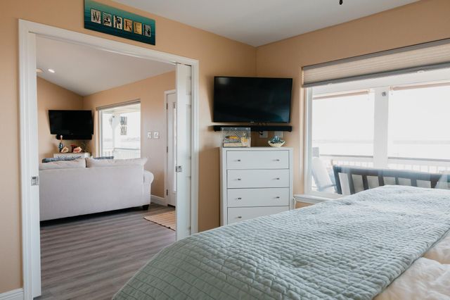 299 Bay Drive, Palacios, TX 77465