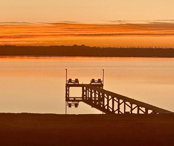 299 Bay Drive, Palacios, TX 77465