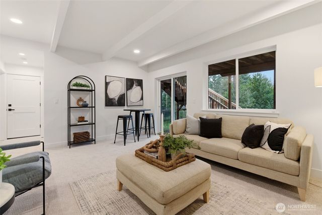 7506 135th Place NE, Redmond, WA 98052