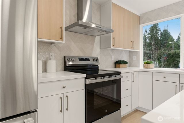 7506 135th Place NE, Redmond, WA 98052