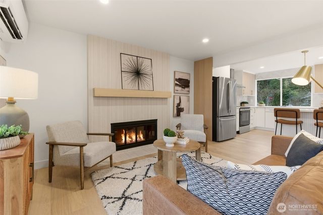 7506 135th Place NE, Redmond, WA 98052