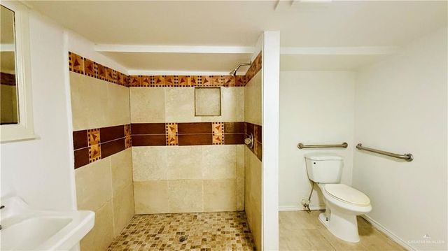 811 Sanchez Street, Pharr, TX 78577