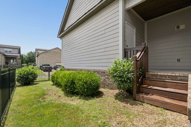 2005 Firtree Way, Thompsons Station, TN 37179