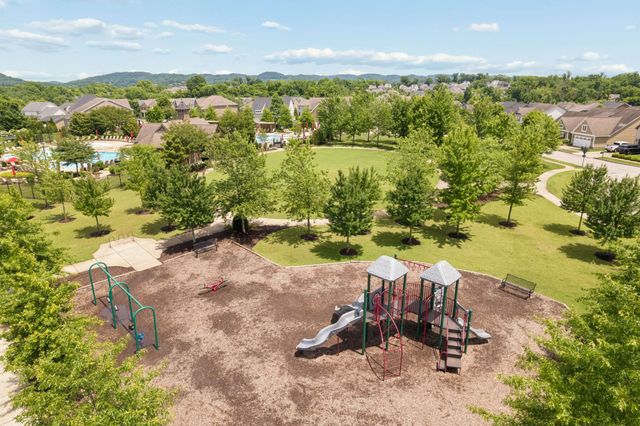 2005 Firtree Way, Thompsons Station, TN 37179