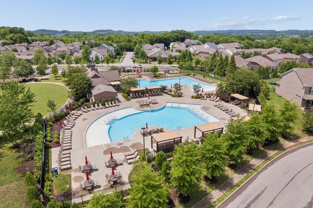 2005 Firtree Way, Thompsons Station, TN 37179