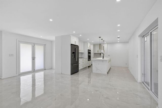 12890 Guilford Circle, Wellington, FL 33414