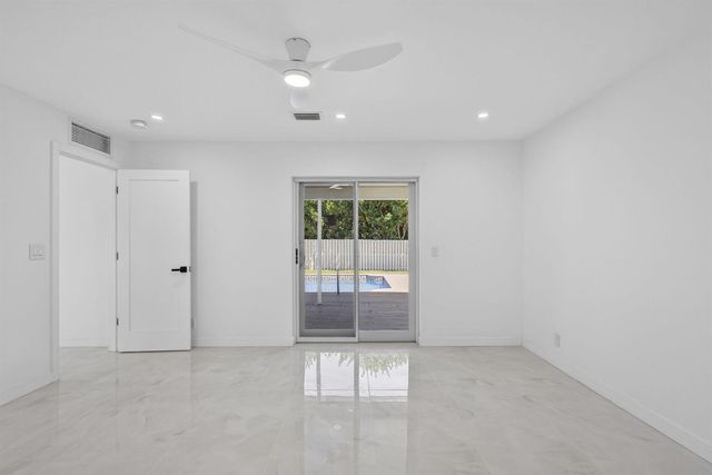 12890 Guilford Circle, Wellington, FL 33414