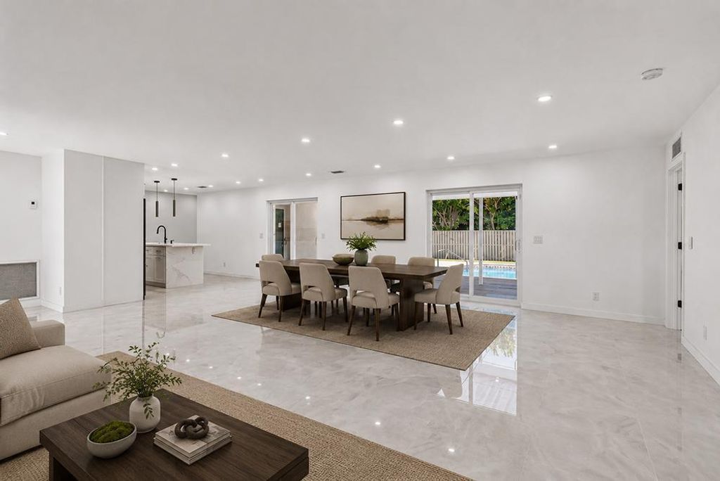 12890 Guilford Circle, Wellington, FL 33414