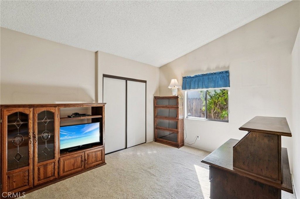 Image 17 of property listing at 1011 Gail, Redlands, CA 92374