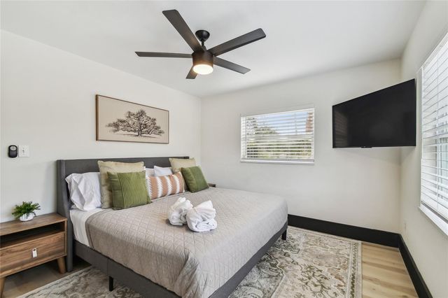 1607 E 18TH AVENUE, Tampa, FL 33605
