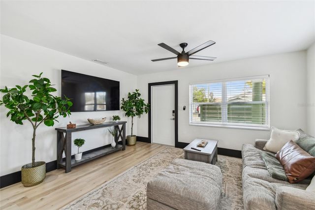 1607 E 18TH AVENUE, Tampa, FL 33605