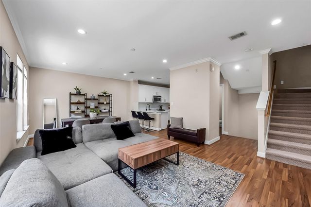 3001 Murworth Drive 1702, Houston, TX 77025