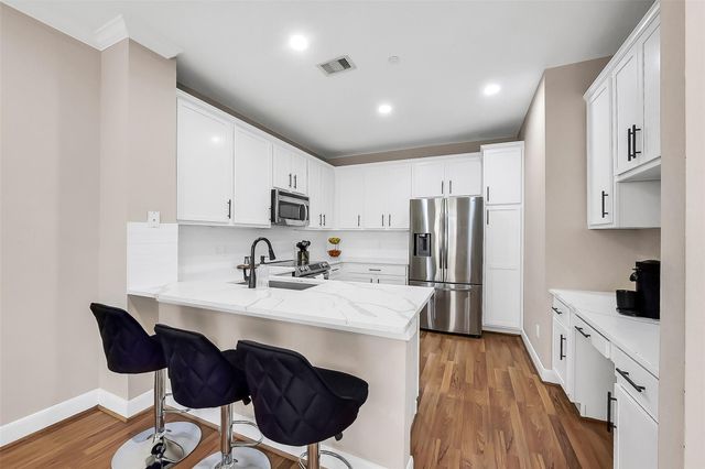 3001 Murworth Drive 1702, Houston, TX 77025