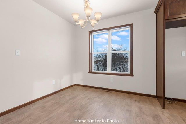 1250 PUTNAM DRIVE, Pulaski, WI 54162