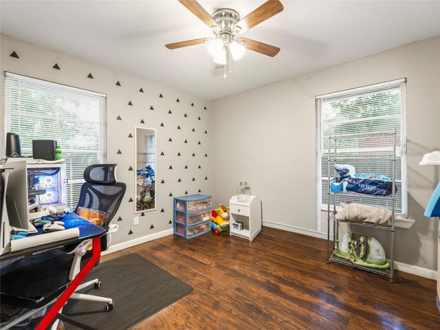1401 Richard Street, Mesquite, TX 75149