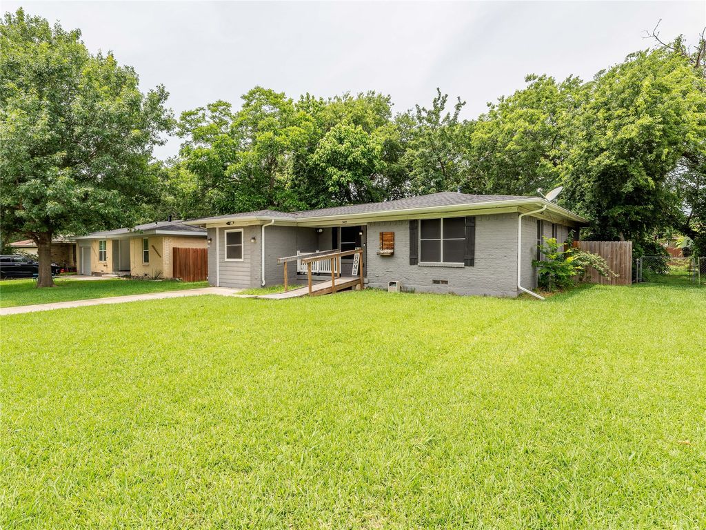 1401 Richard Street, Mesquite, TX 75149