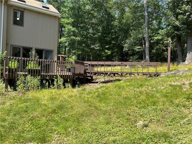 20 Fry Pond Road, West Greenwich, RI 02817