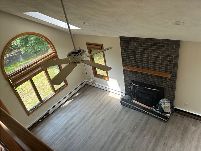 20 Fry Pond Road, West Greenwich, RI 02817