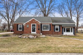 23340 Joy Street, St. Clair Shores, MI 48082