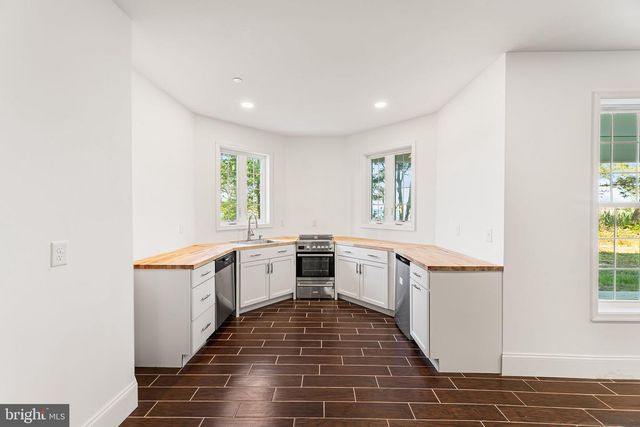 10313 THIRTY KNOTS LN, Berlin, MD 21811