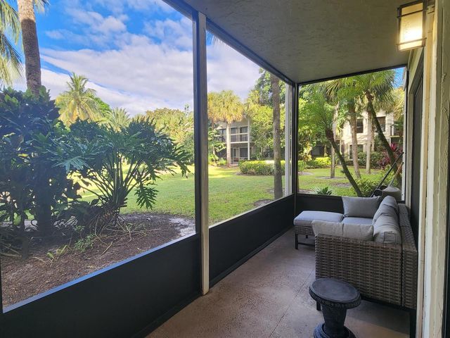 11863 Wimbledon Circle 416, Wellington, FL 33414