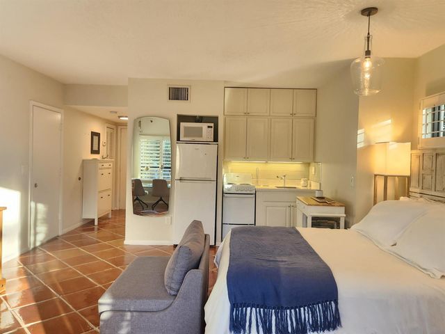 11863 Wimbledon Circle 416, Wellington, FL 33414