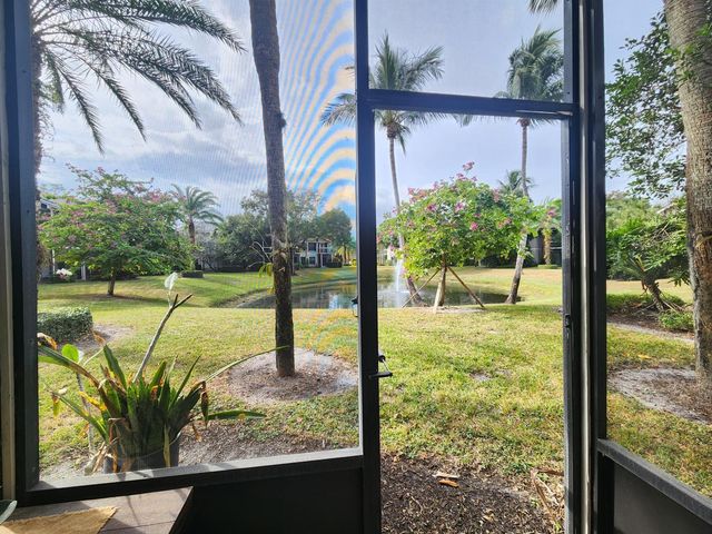 11863 Wimbledon Circle 416, Wellington, FL 33414