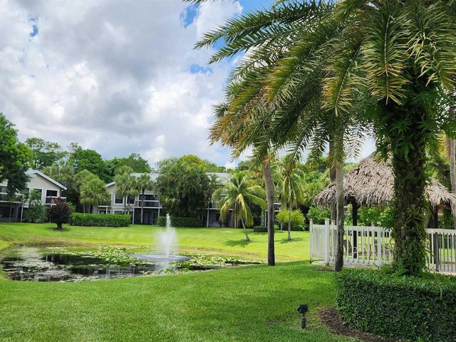 11863 Wimbledon Circle 416, Wellington, FL 33414