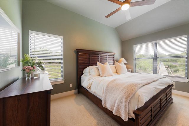 10102 Twin Lake LOOP, Dripping Springs, TX 78620