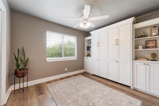 10102 Twin Lake LOOP, Dripping Springs, TX 78620