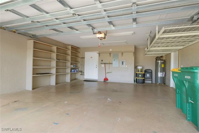 2174 E Crown Pointe BLVD, Naples, FL 34112