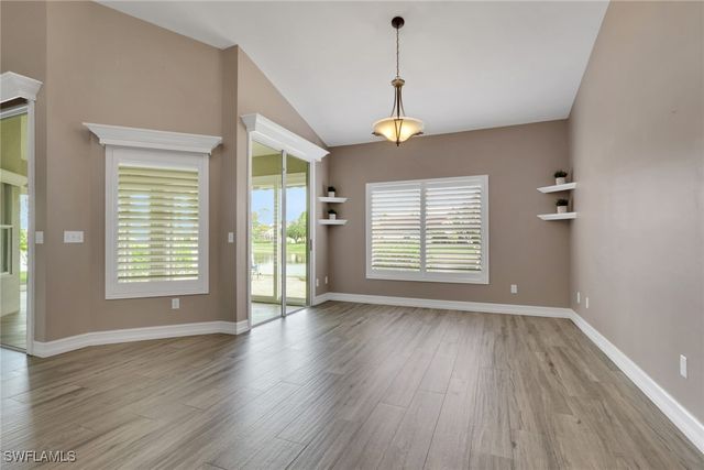 2174 E Crown Pointe BLVD, Naples, FL 34112