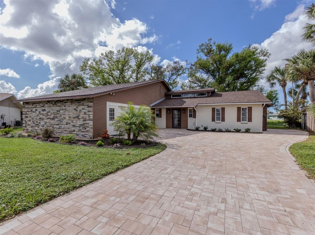 1141 SLEEPY HOLLOW COURT, Venice, FL 34285
