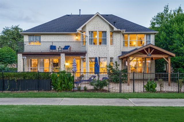 6813 Columbine Way, Plano, TX 75093