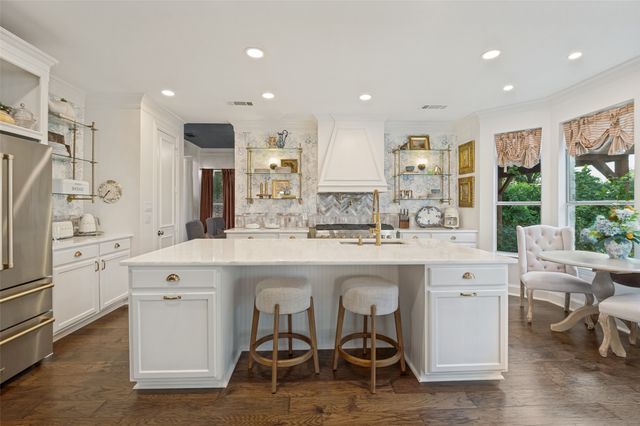 6813 Columbine Way, Plano, TX 75093