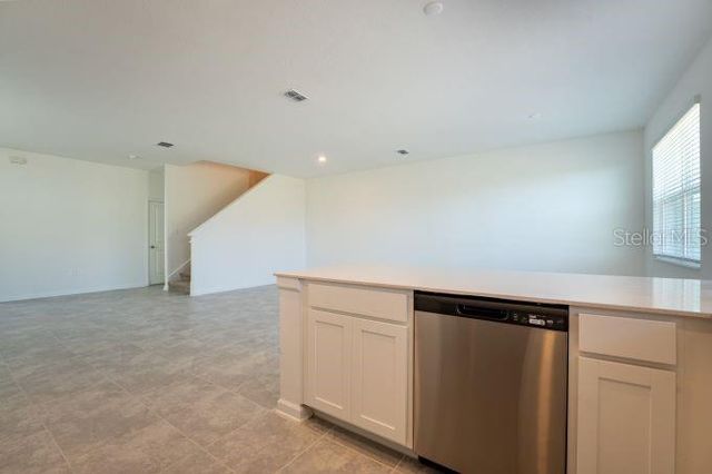 307 NINE IRON DRIVE, Davenport, FL 33896