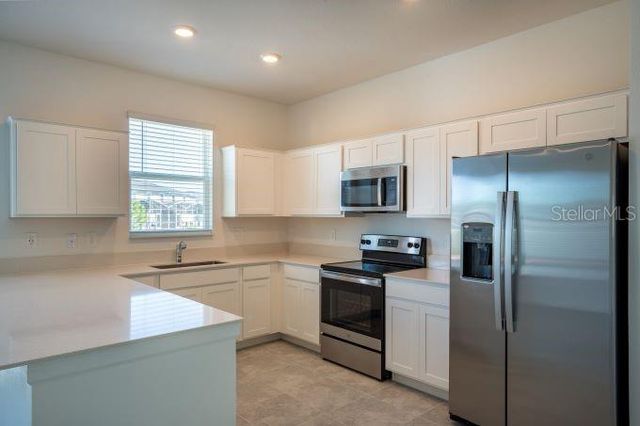 307 NINE IRON DRIVE, Davenport, FL 33896