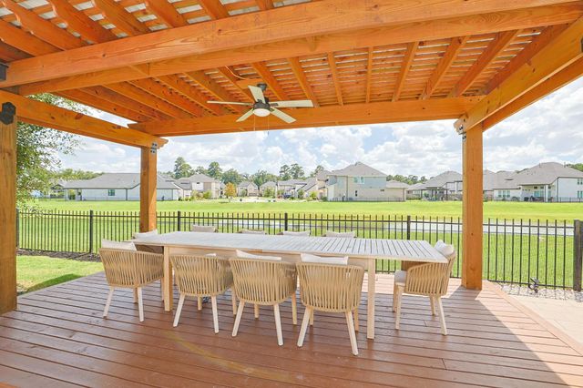 25003 Rainflower Creek Lane, Tomball, TX 77375