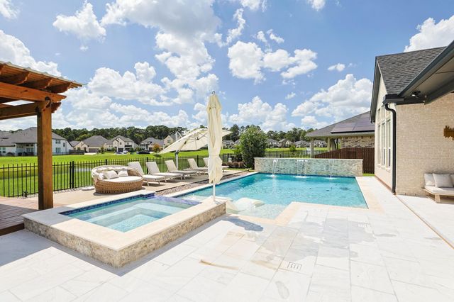 25003 Rainflower Creek Lane, Tomball, TX 77375