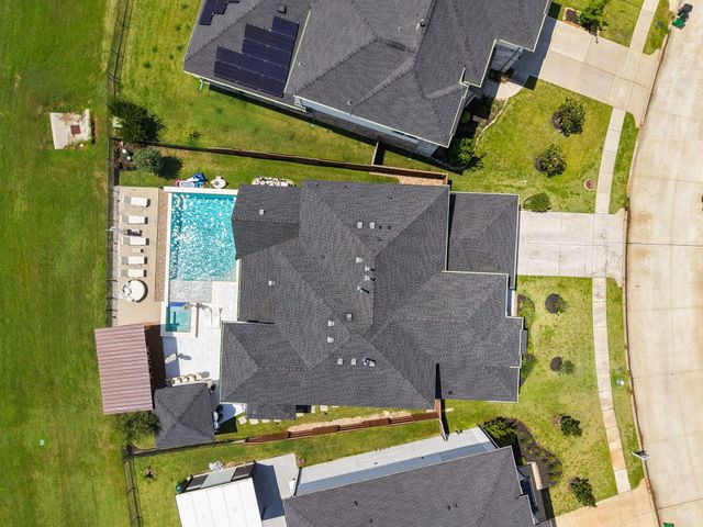 25003 Rainflower Creek Lane, Tomball, TX 77375