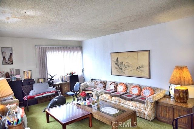 10601 Knott, Cypress, CA 90630