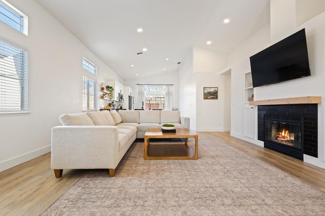 4767 Morgan Oak Ct, Antelope, CA 95843