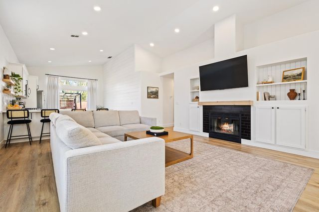 4767 Morgan Oak Ct, Antelope, CA 95843