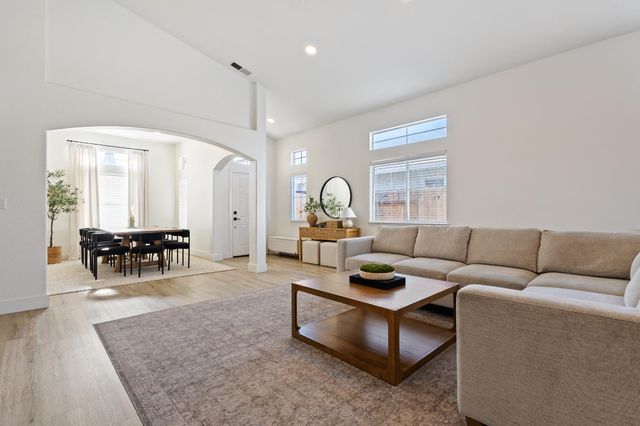 4767 Morgan Oak Ct, Antelope, CA 95843