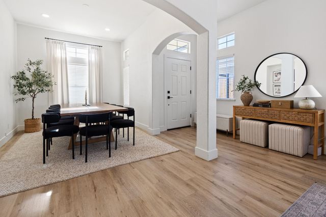 4767 Morgan Oak Ct, Antelope, CA 95843