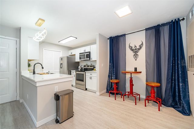 2550 N ALAFAYA TRAIL 10211, Orlando, FL 32826